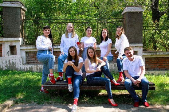 В Красноярском краеведческом музее прошла акция &laquo;Будь в цвете&raquo;